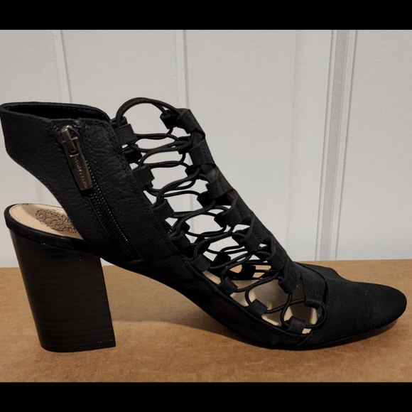 Vince Camuto Briaz black leather sandal Block heel scrappy stretch sandal 11 - Picture 2 of 8